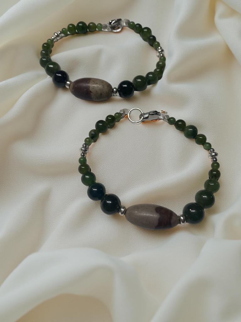 Jade Beaded Bracelet with a Chiva Lingam stone