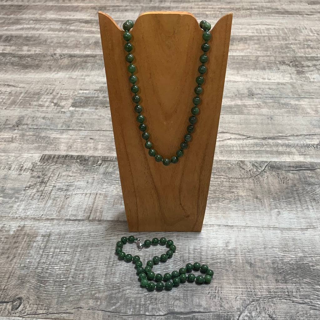Jade beaded necklace, 10mm beads