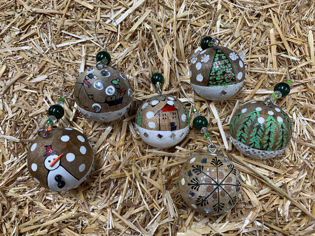 Mango Wood Christmas Ball Ornament