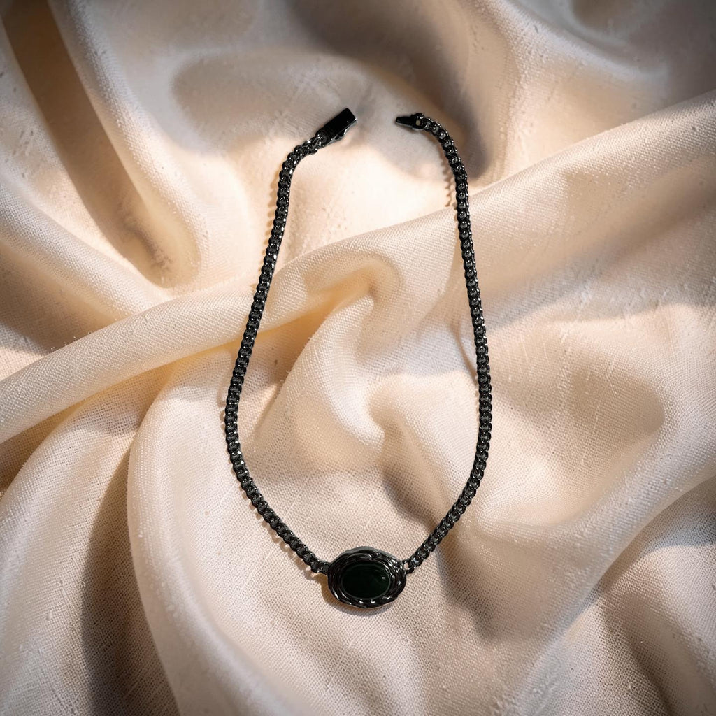 Jade Vintage Oval Necklace