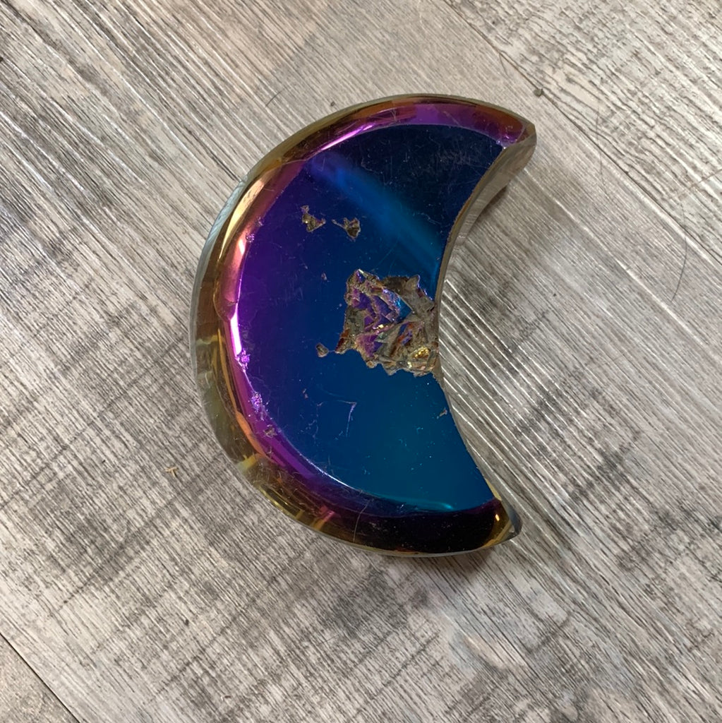 Titanium plated geodes