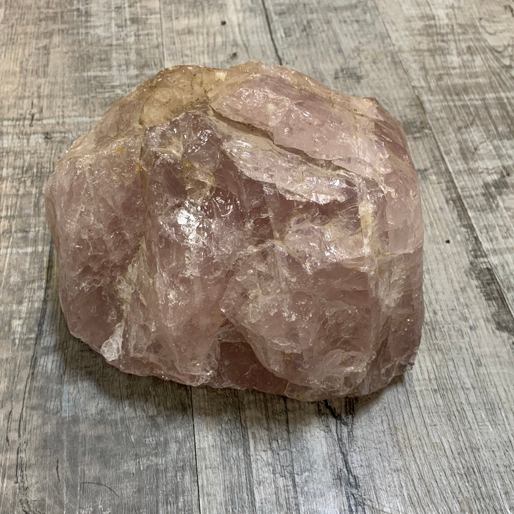 Raw rose quartz