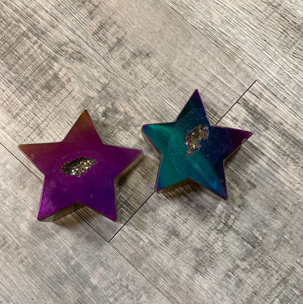 Titanium plated geodes